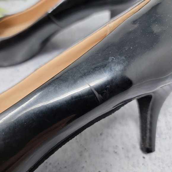 Christopher & Banks | Black Patent Round Toe Heels Size 9 - Picture 4 of 8